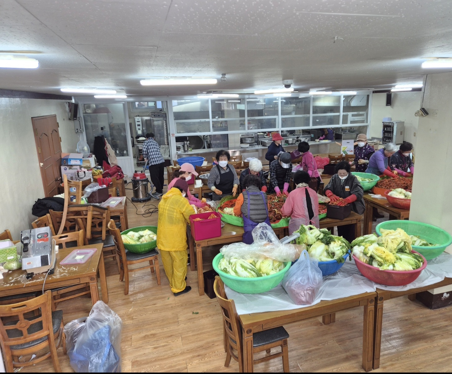 �̹����� Ŭ���Ͻø� ���� ũ��� ���� �� �ֽ��ϴ�.